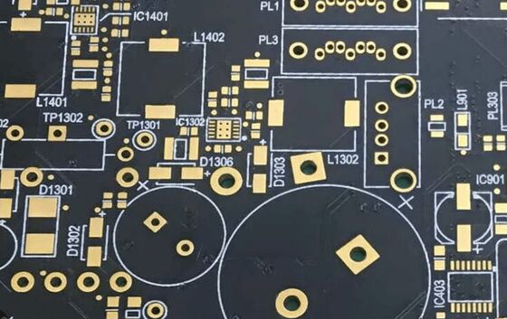 شراء PCB Silkscreen LPI خدمة تصميم PCB عالية الدقة للطيران online manufacture